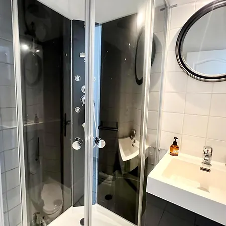 아파트 Casa 78 Trivalle - Cite 500m, Parking Public Gratuit 200m, Wifi, Menage Inclus - Free Public Car Park 200m